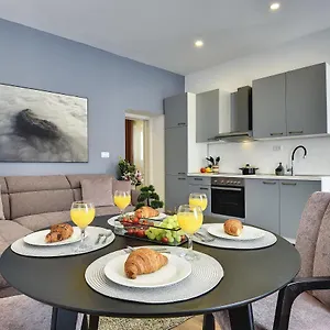 D&a Luxury With Free Parking , Pula Croatia