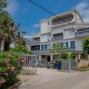  Apartman Busljeta